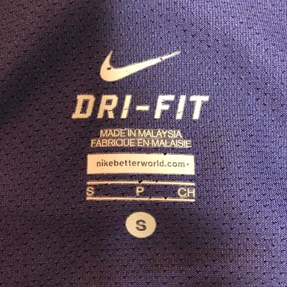 Nike dry fit racer back performance top - Picture 4 of 4